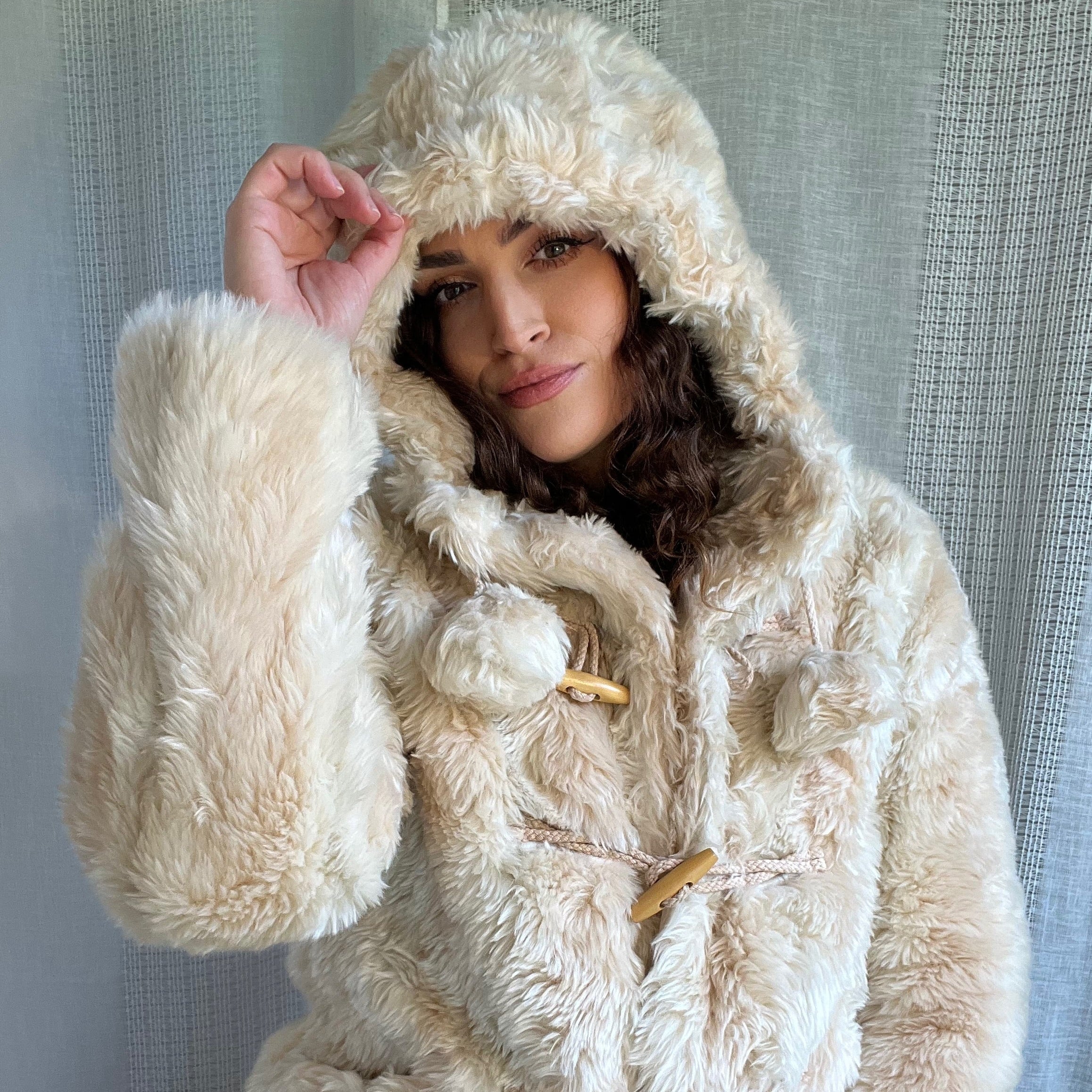 Old school glassons faux fur coat