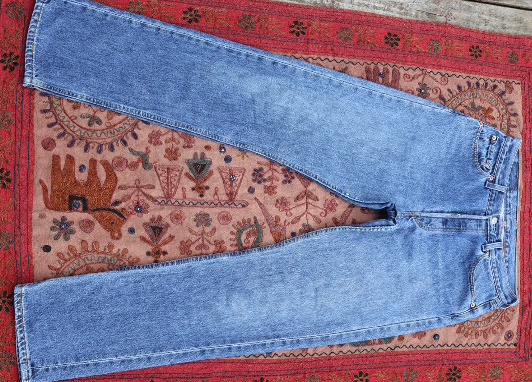 Levi jeans 501