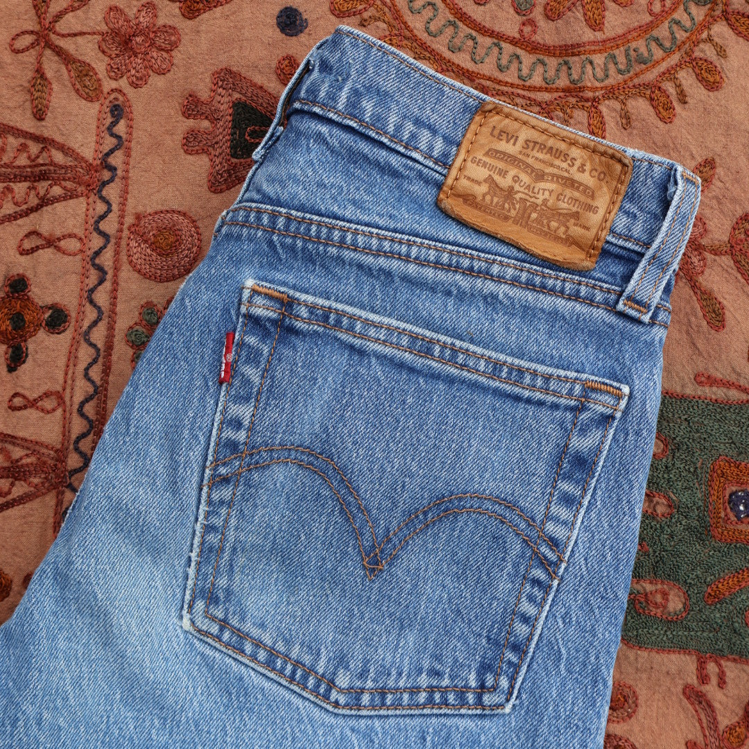 Levi jeans