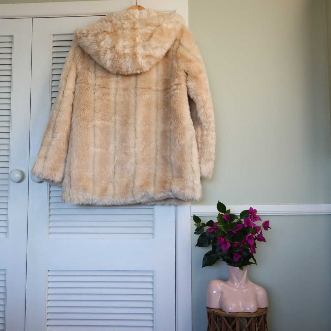 Old school glassons faux fur coat
