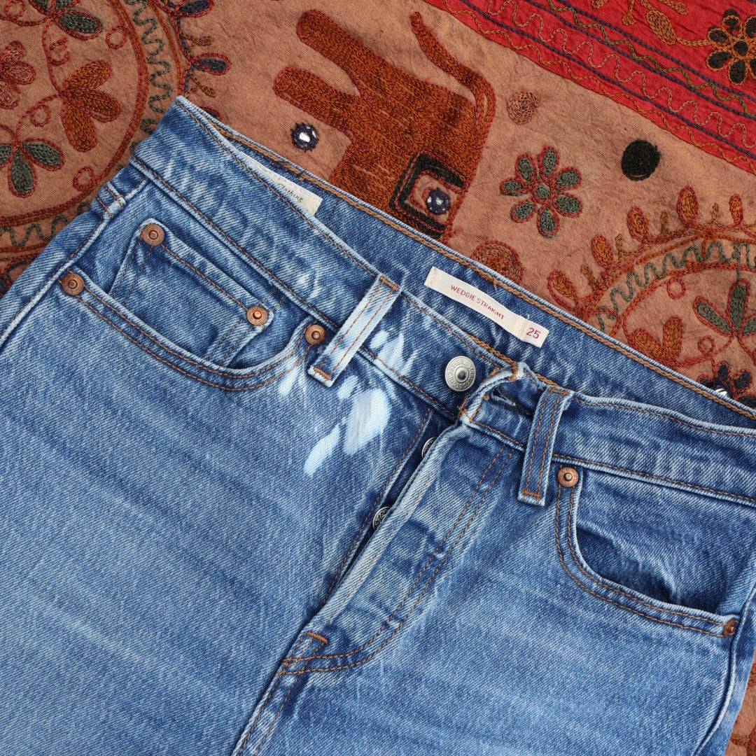 Levi jeans