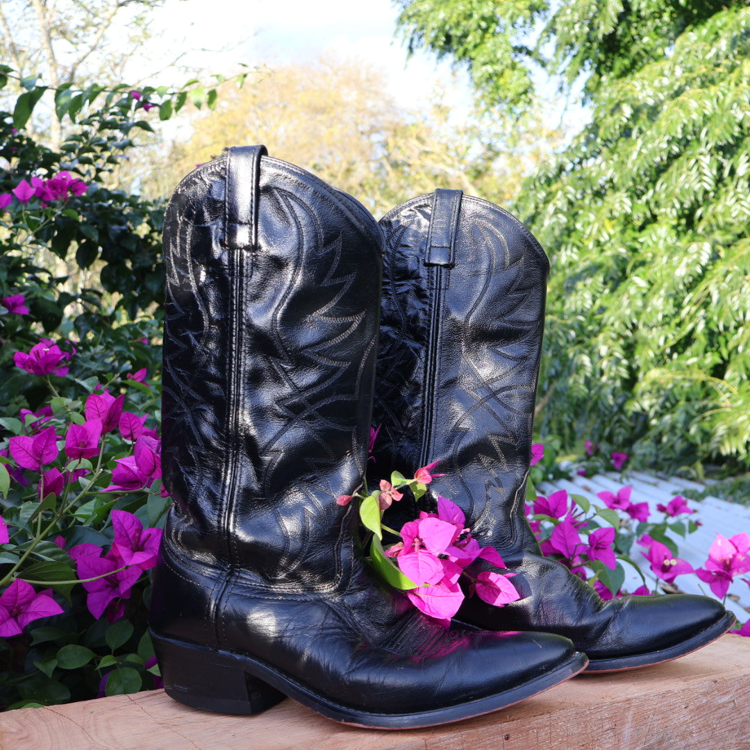 Leather cowgirl boots