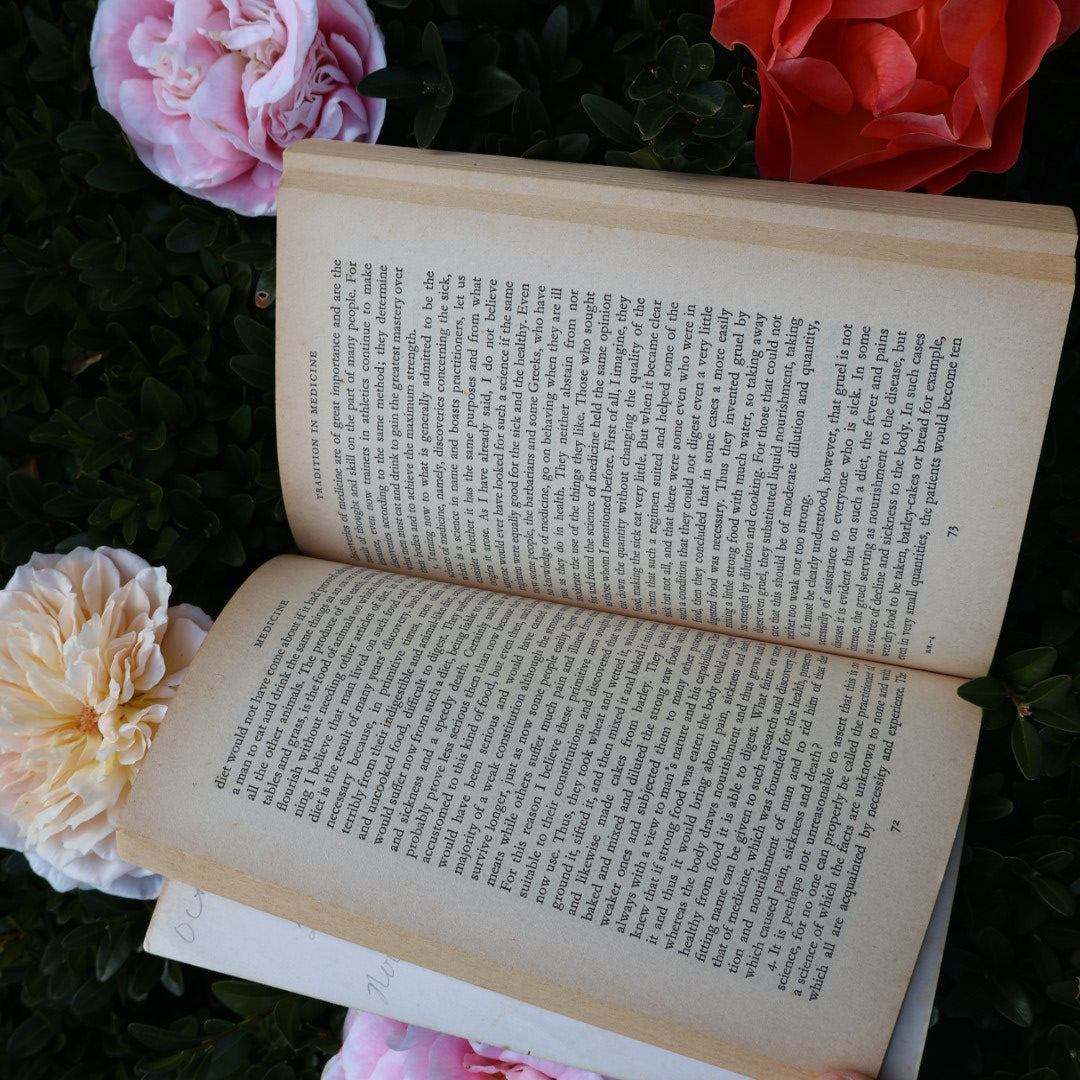 Hippocratic Writings edited by G.E.R. Lloyd