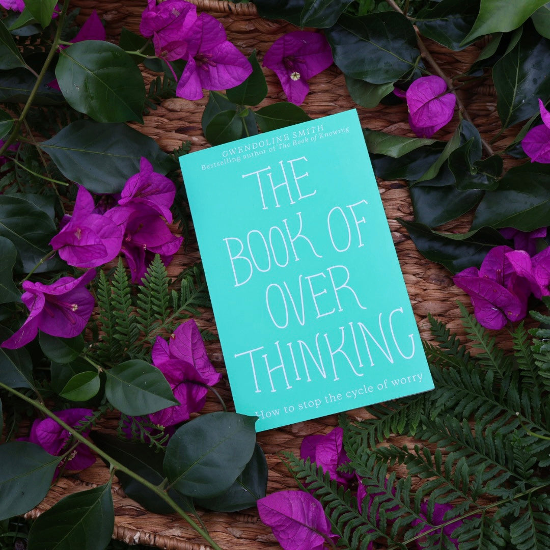 The Book of Overthinking - Gwendoline Smith